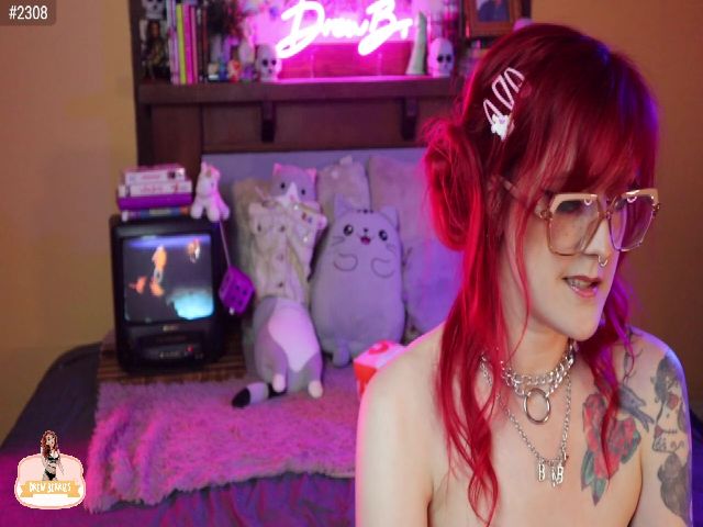 Live sex webcam photo for DrewBerries #269357106