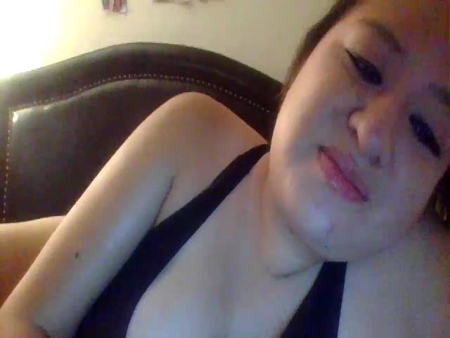 Live sex webcam photo for seXysiLvaNAaA #269358243