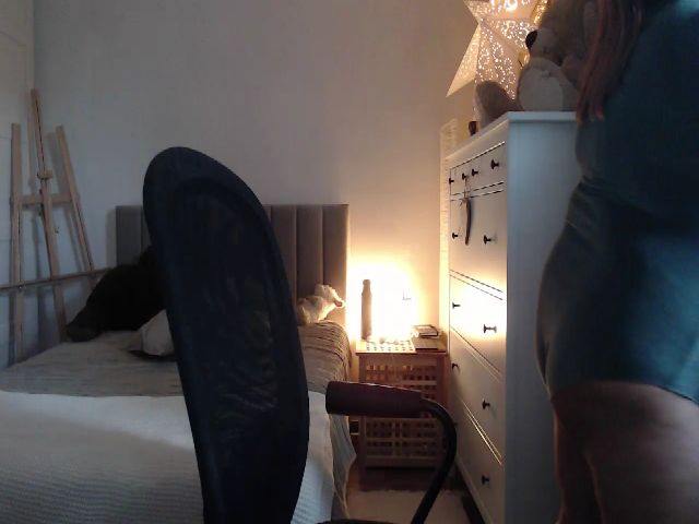 Live sex webcam photo for SexyJulie #269368158