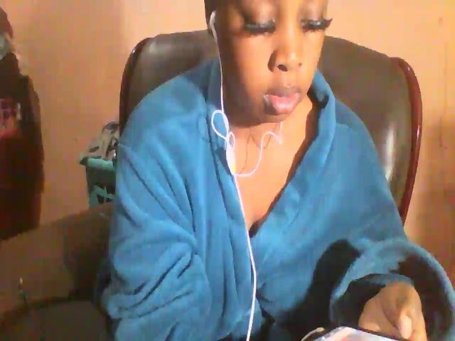 Live sex webcam photo for ebonyslut95 #269375283