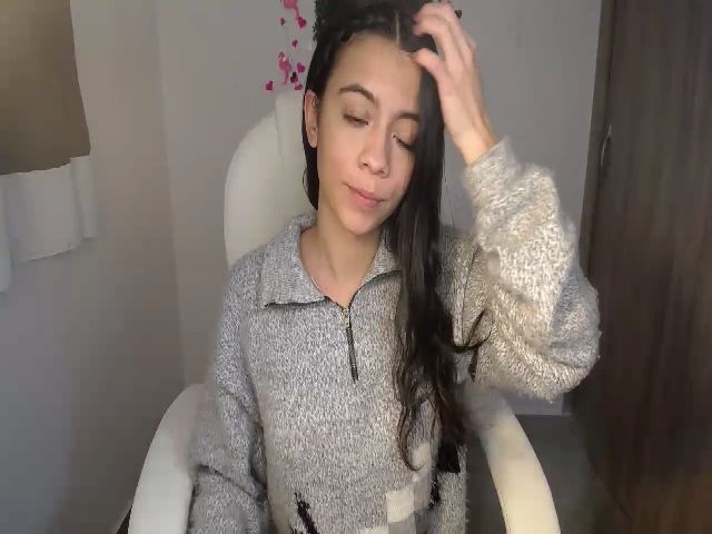 Live sex webcam photo for Littlelisa__ #269359152