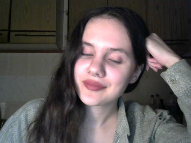 Live sex webcam photo for Mss_Veronika #269375653