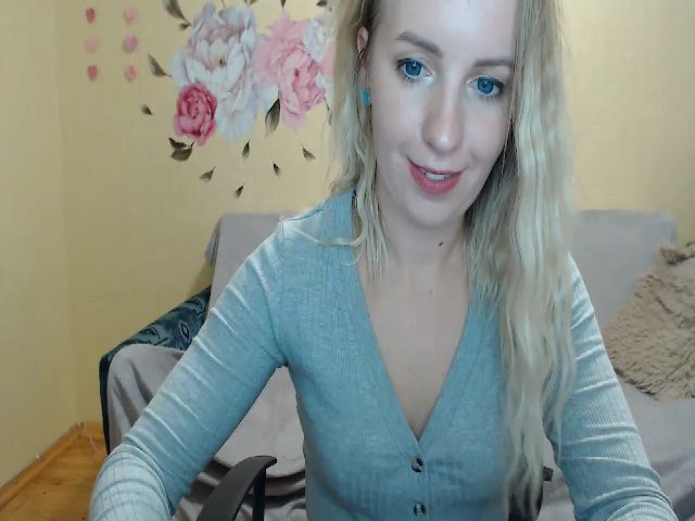 Live sex webcam photo for Amy_CuteBambi #269372587