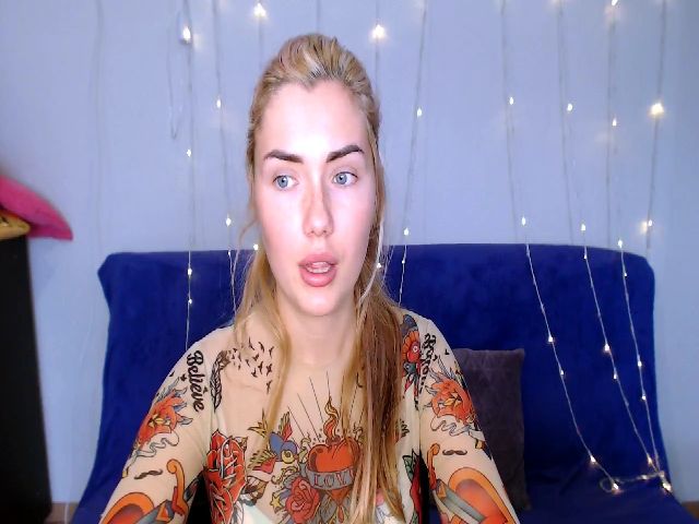 Live sex webcam photo for TrishKlein #269364093