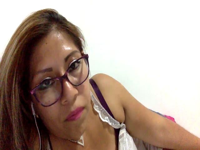 Live sex webcam photo for YourSwt4you #269359927