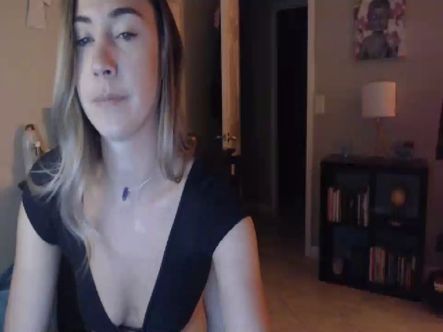 Live sex webcam photo for OhYesCeleste #269358401