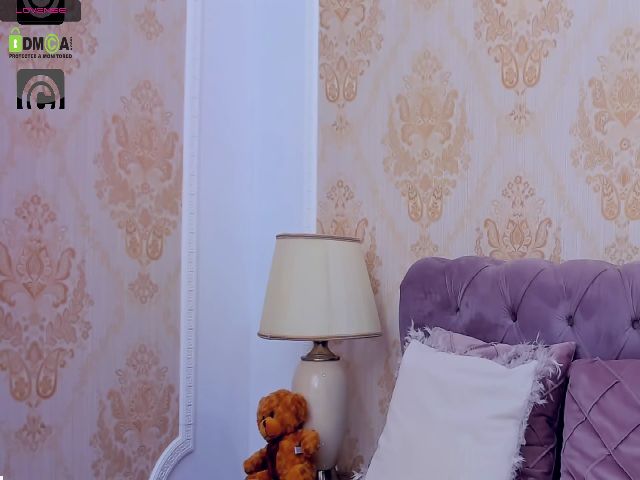 Live sex webcam photo for AshleyClaire #269372635