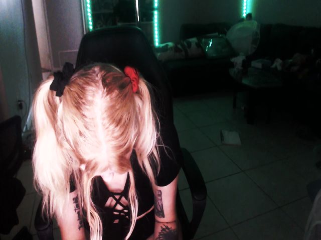 Live sex webcam photo for Whorde #269368237