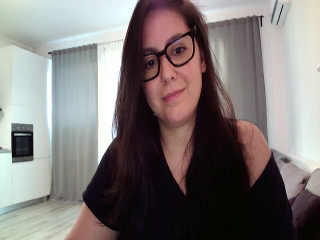 Live sex webcam photo for SILKYWOMAN #269368578