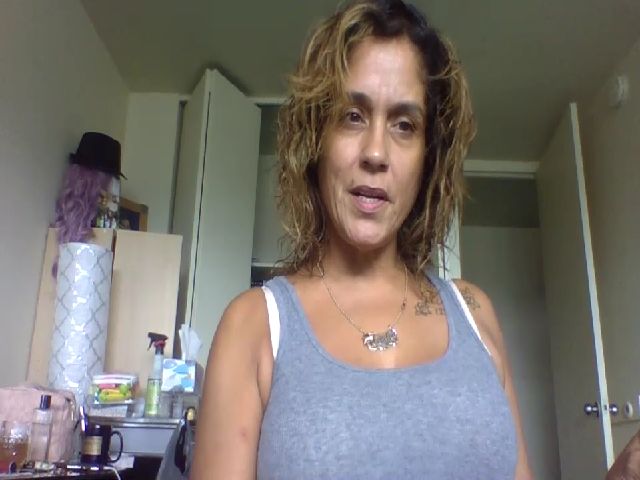 Live sex webcam photo for Havanaohlala #269369784