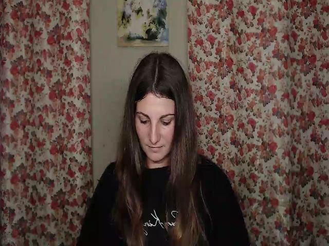 Live sex webcam photo for MissMaryHall #269366886