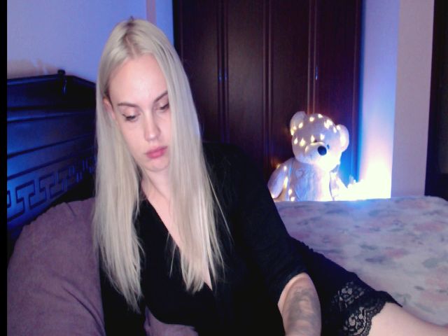 Live sex webcam photo for Wet_Lana_ #269374809