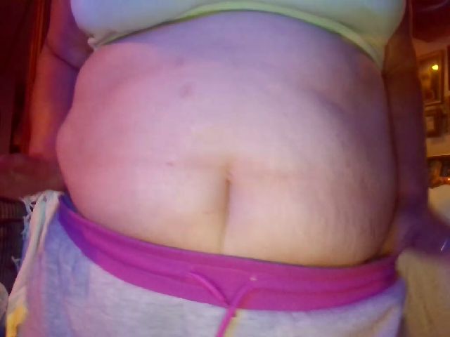 Live sex webcam photo for RedIvy420 #269359389