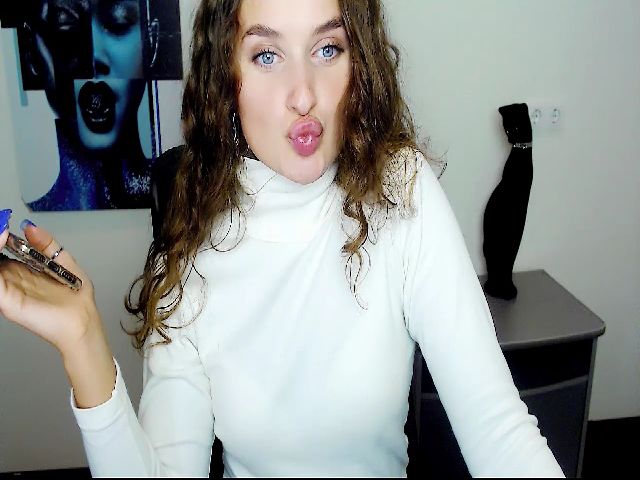 Live sex webcam photo for Felliciya #269369628