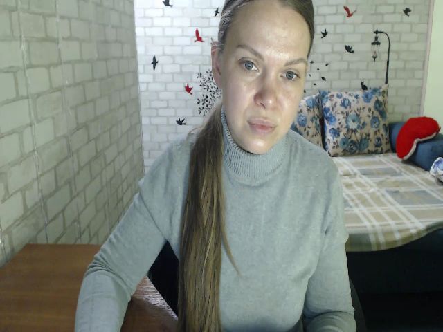 Live sex webcam photo for KateAshley #269364037