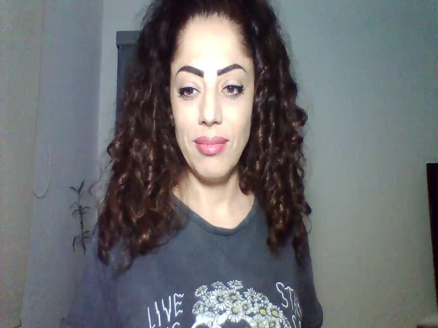 Live sex webcam photo for Spoiled_Doll #269358833