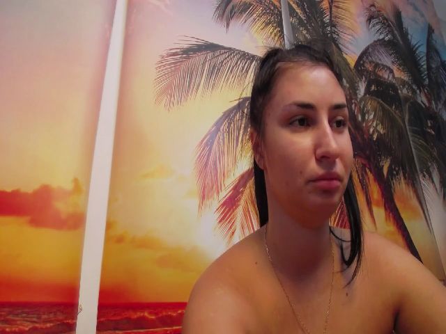 Live sex webcam photo for Sophilexy #269373062