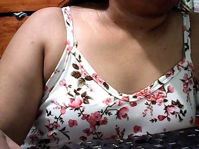 Live sex webcam photo for hornyhotme #269361570