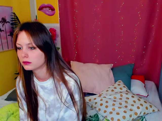 Live sex webcam photo for ShellyBelli #269360694