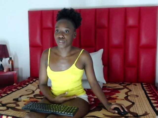 Live sex webcam photo for CelesteRobert #269371815