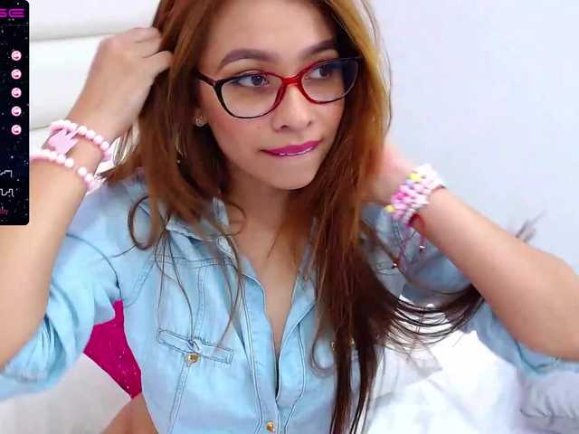 Live sex webcam photo for Enchanttress #269370475