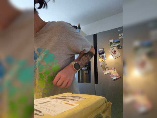 Live sex webcam photo for Wetgerman2 #269371221