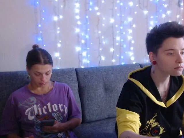 Live sex webcam photo for BugaGirls #269391986