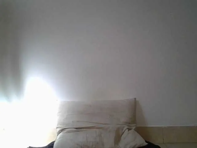 Live sex webcam photo for laslizaza #269387078