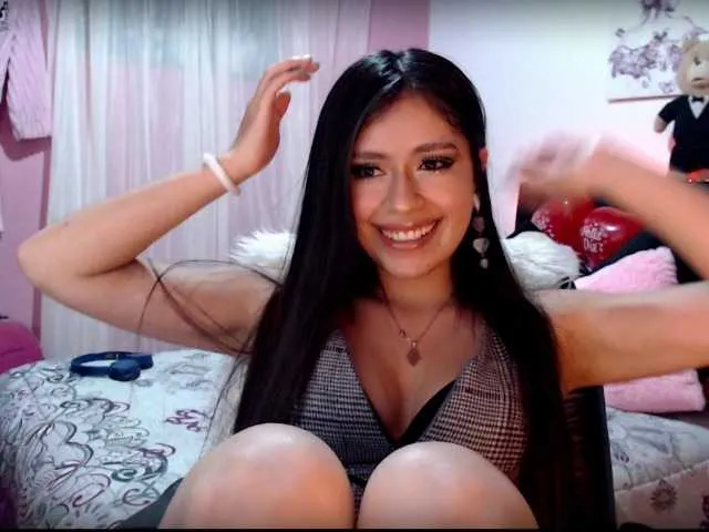 Live sex webcam photo for Owl-rose #269378240