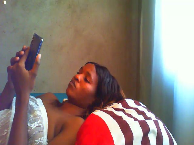 Live sex webcam photo for Sexybigass23 #269388404