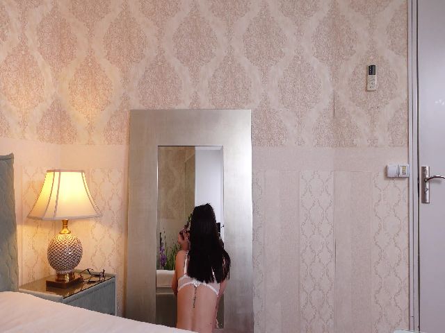 Live sex webcam photo for Lexy_Angell #269381126