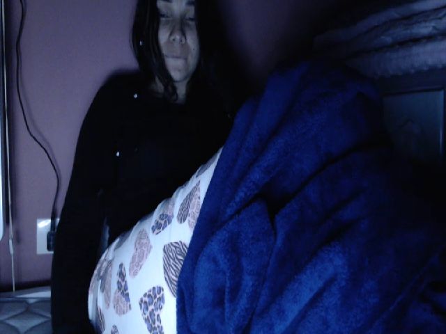 Live sex webcam photo for Joanne7 #269381408