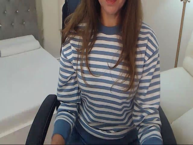 Live sex webcam photo for SexyFantasyBB #269384988