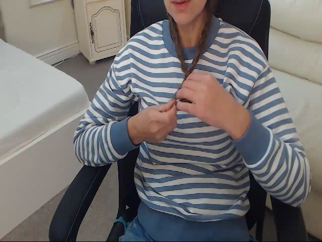 Live sex webcam photo for SexyFantasyBB #269385740