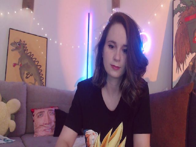 Live sex webcam photo for LizzyPeach #269395072