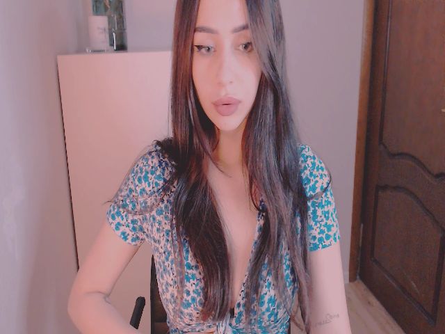 Live sex webcam photo for Vasimy #269396479