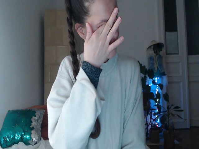 Live sex webcam photo for PetitePinkie #269396995