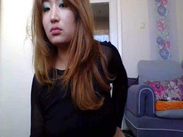 Live sex webcam photo for AsianDoll2000 #269383669