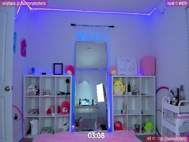 Live sex webcam photo for nym_x #269379203