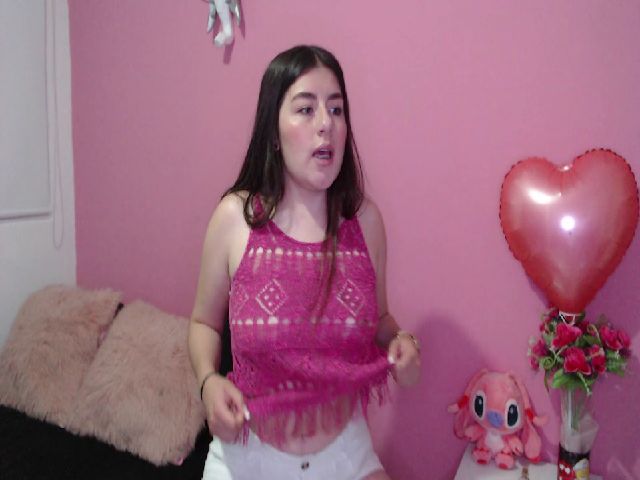 Live sex webcam photo for Frida_porn #269397258