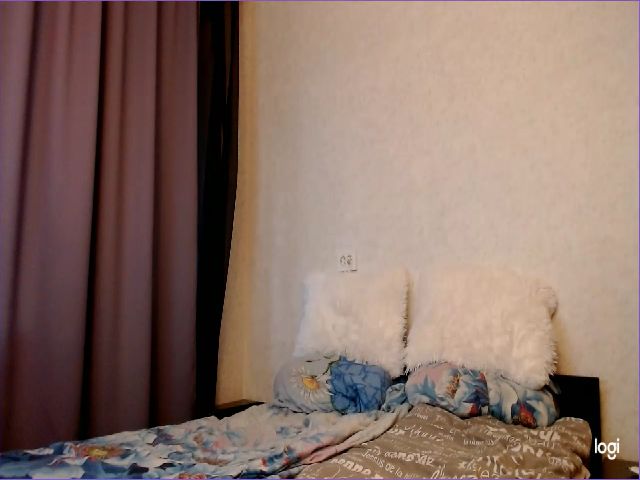 Live sex webcam photo for LulyXX #269379329