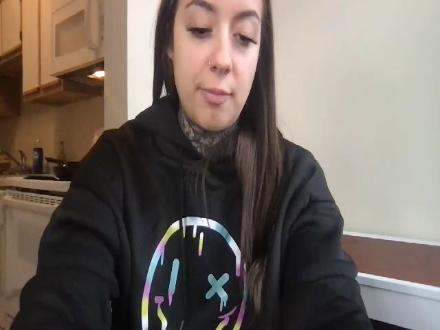 Live sex webcam photo for IllusionBby #269390966