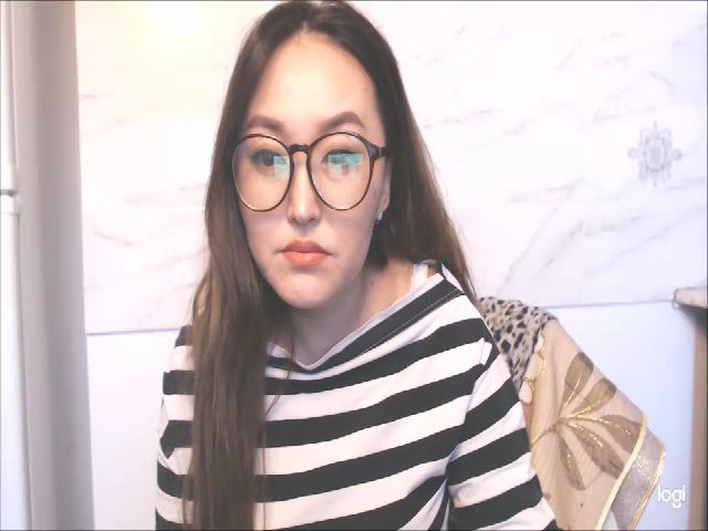 Live sex webcam photo for HrnyTeacher #269386293