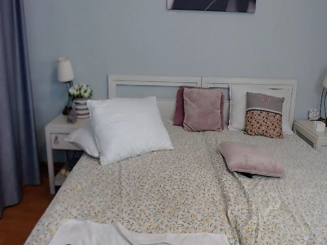 Live sex webcam photo for Layla2022 #269384685