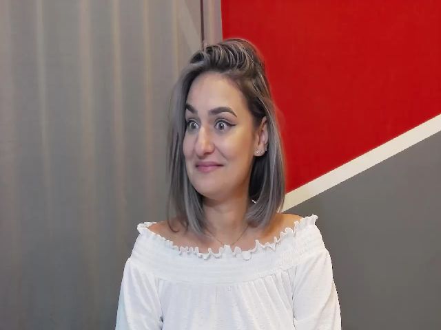 Live sex webcam photo for SecretAmber #269388204