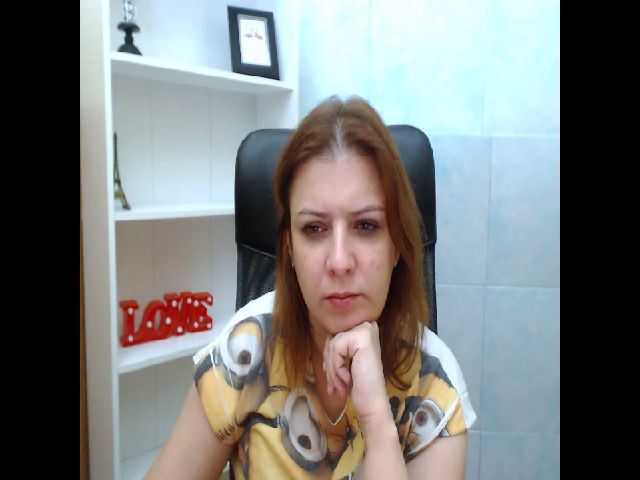 Live sex webcam photo for CristiCarter #269378909