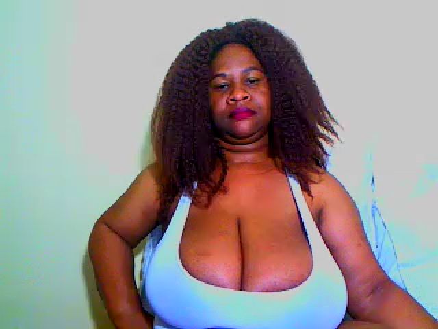 Live sex webcam photo for Hotmelons44 #269397257