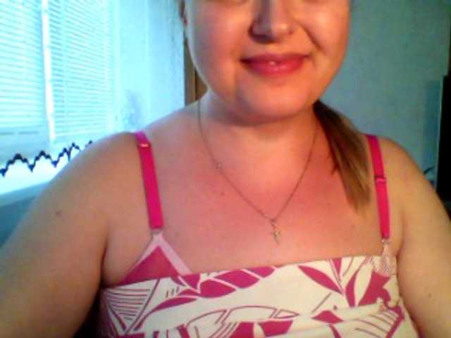 Live sex webcam photo for KarinaBerg #269387853