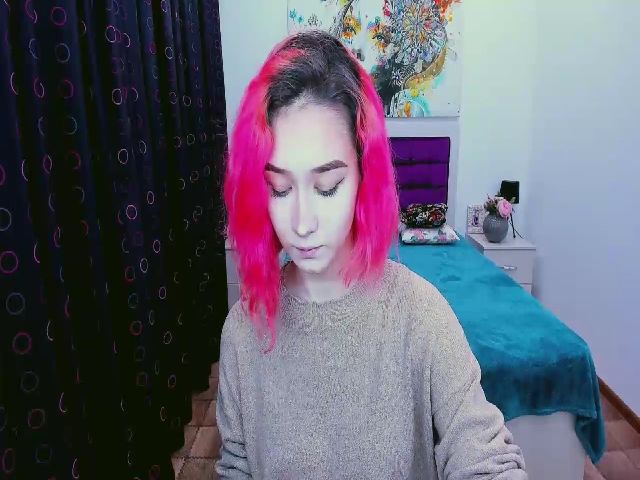 Live sex webcam photo for FionaClassy #269389387