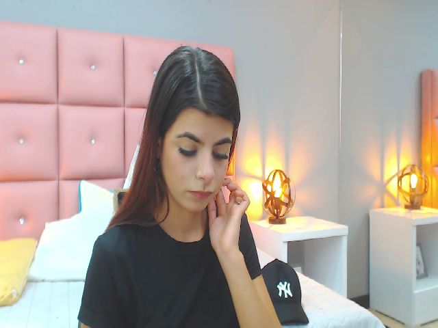 Live sex webcam photo for Manelyk_m #269391537